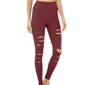 ALO YOGA HIGH-WAIST RIPPED WARRIOR LEGGING